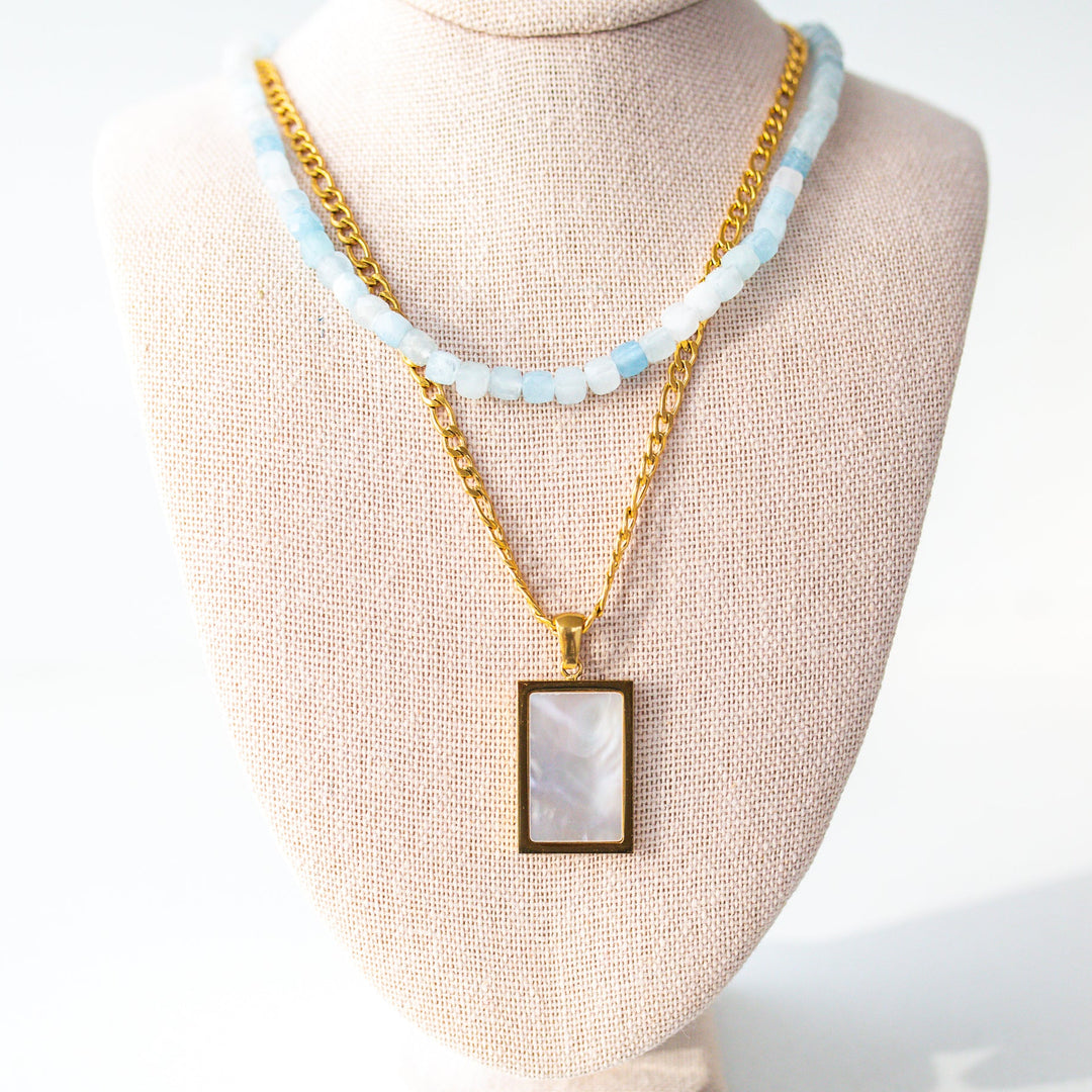 Pearl Pendant Waterproof Mother Of Pearl Necklace Gold Cuban Link Chain Necklace Pretty Vacation jewelry 