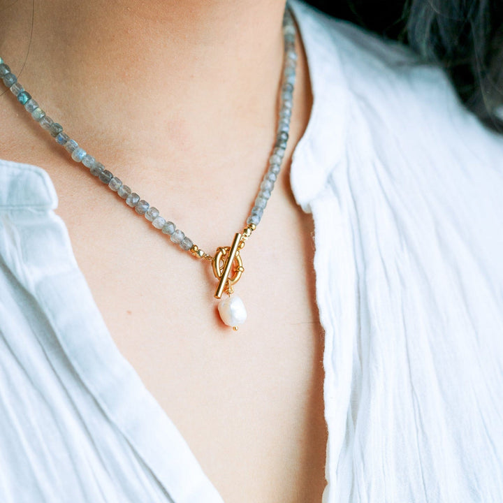 Labradorite Beaded Necklace Gold Toggle Clasp Pearl Charm